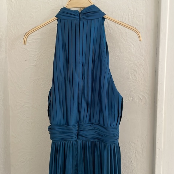 IEENA FOR MACDUGGAL Women's Pleated Gown Size 6 in Navy Blue - Picture 6 of 10